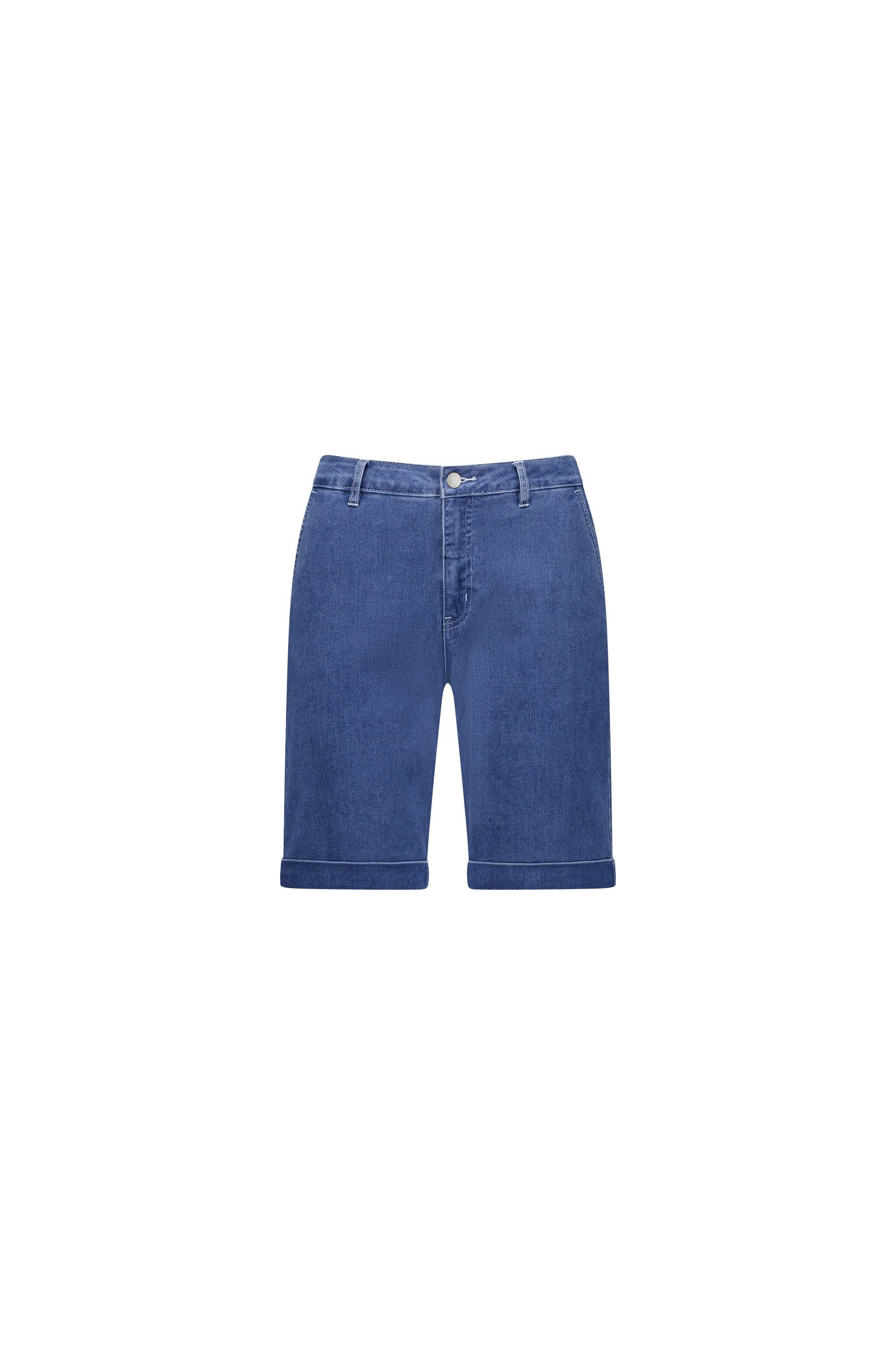 The Vassalli Havana Short in Blue Hue Denim features a slim-leg fit, button and zipper closure, belt loops, and rolled-up hems, shown against a plain white background.