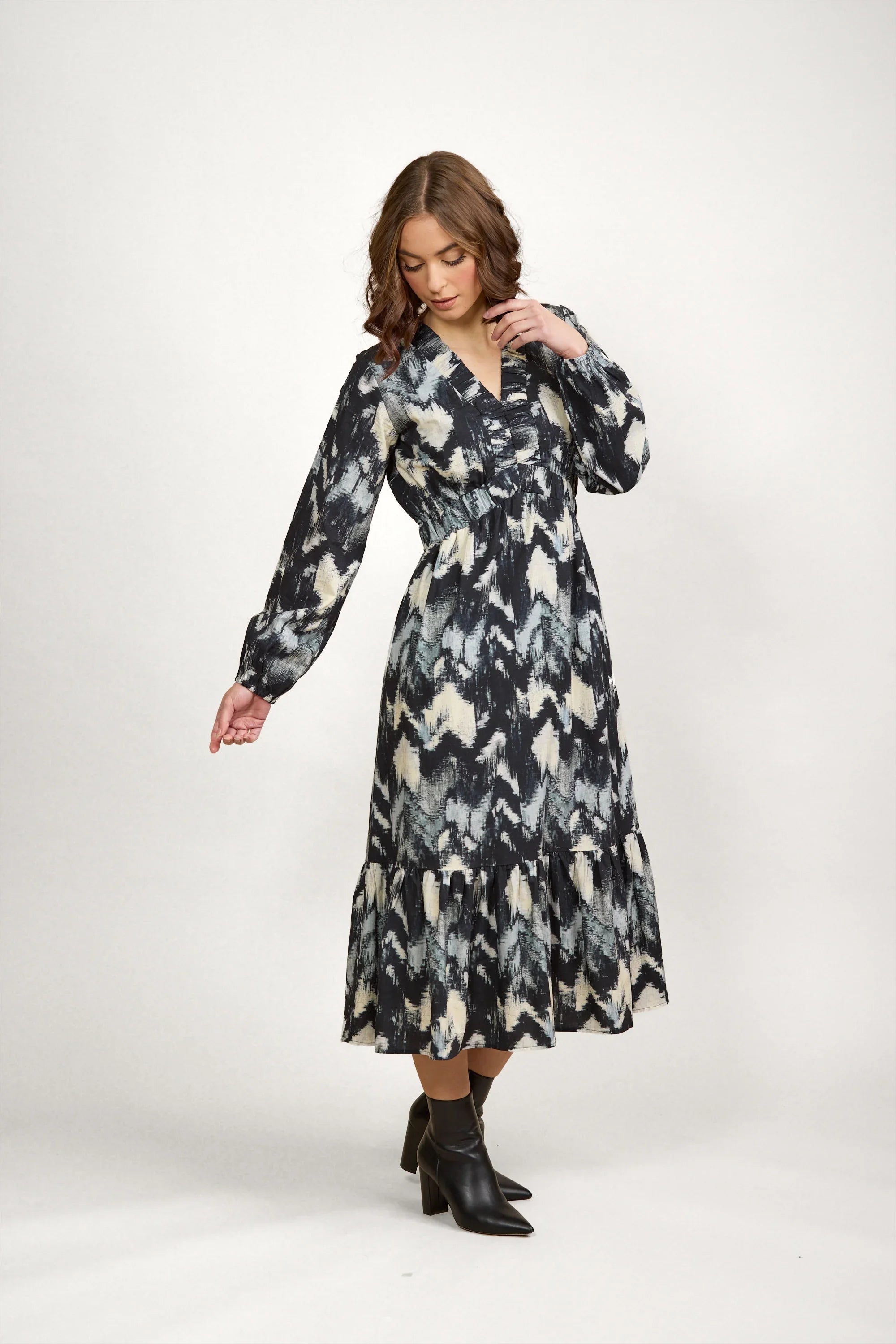 KNEWE Label women's K1057 Jolene Dress in Saint - close-up fabric detail