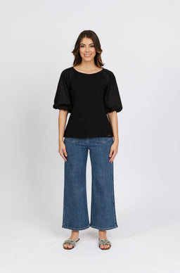 KNEWE Label women's K3050 Zoom Top in Black - close-up fabric detail