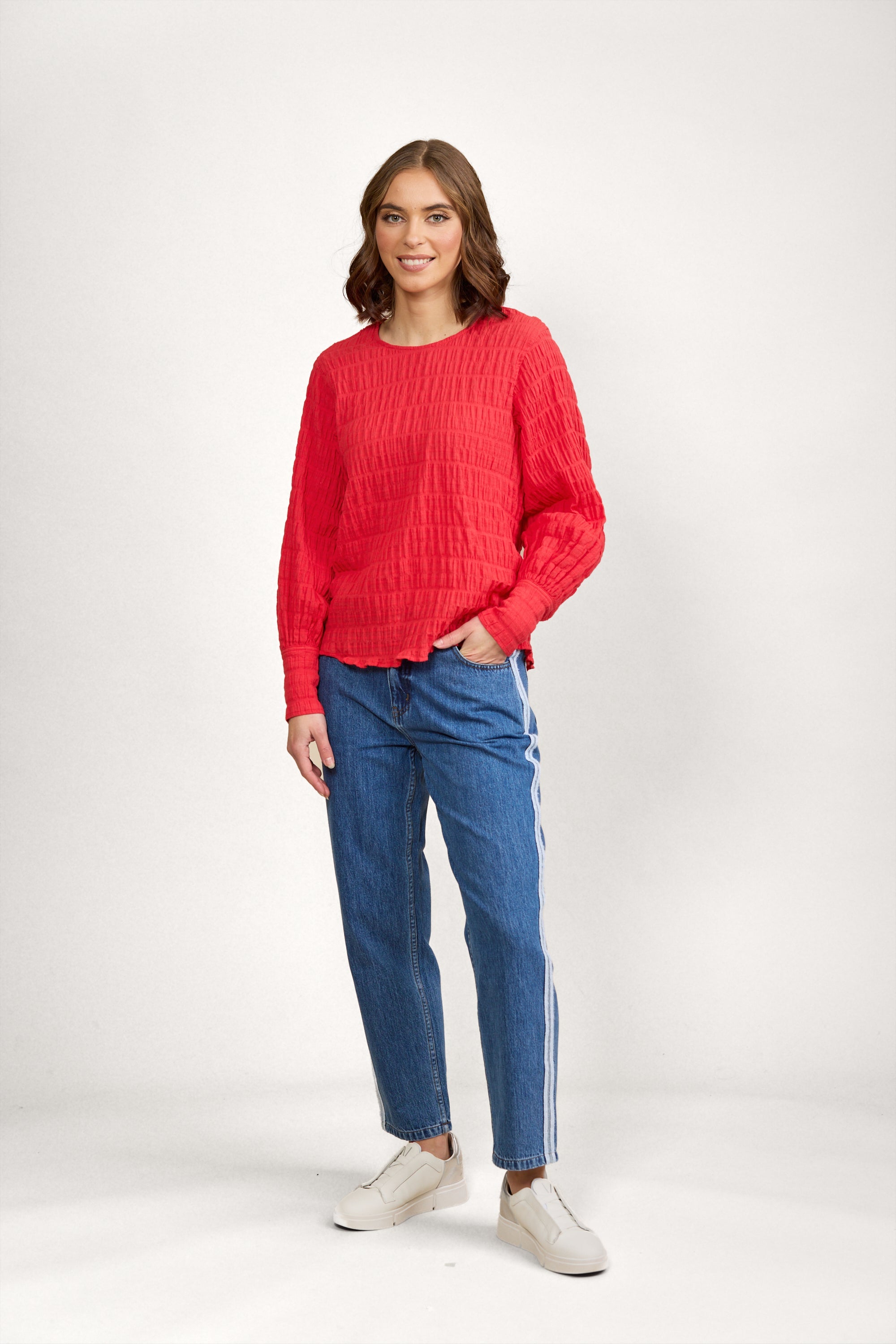 KNEWE Label women's K5075 Volume Top in Chilli - close-up fabric detail