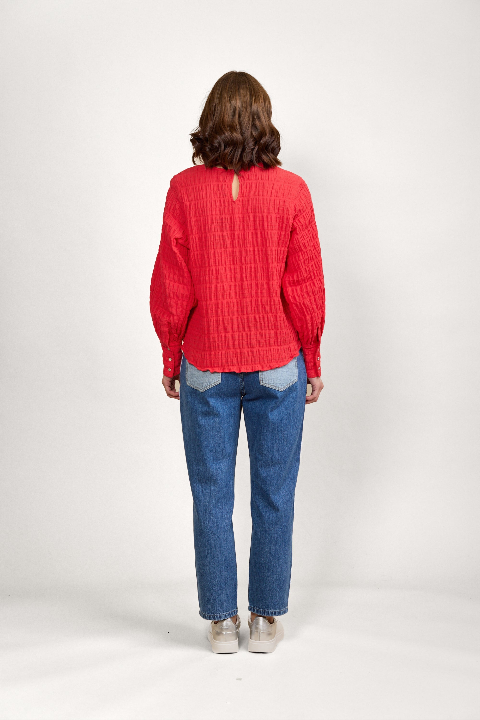KNEWE Label women's K5075 Volume Top in Chilli - close-up fabric detail