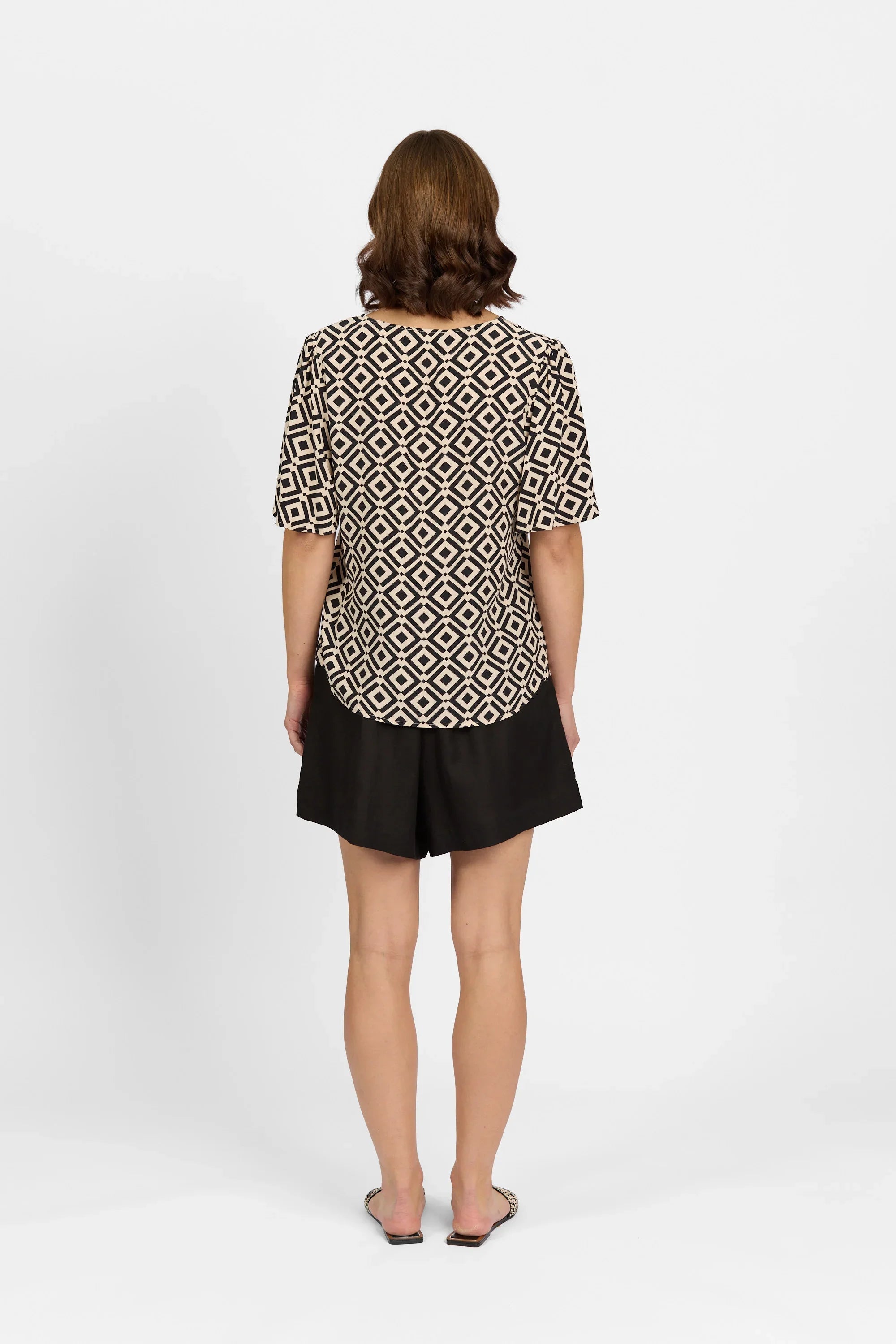 KNEWE Label women's K5077P Hour Top in Theory - close-up fabric detail