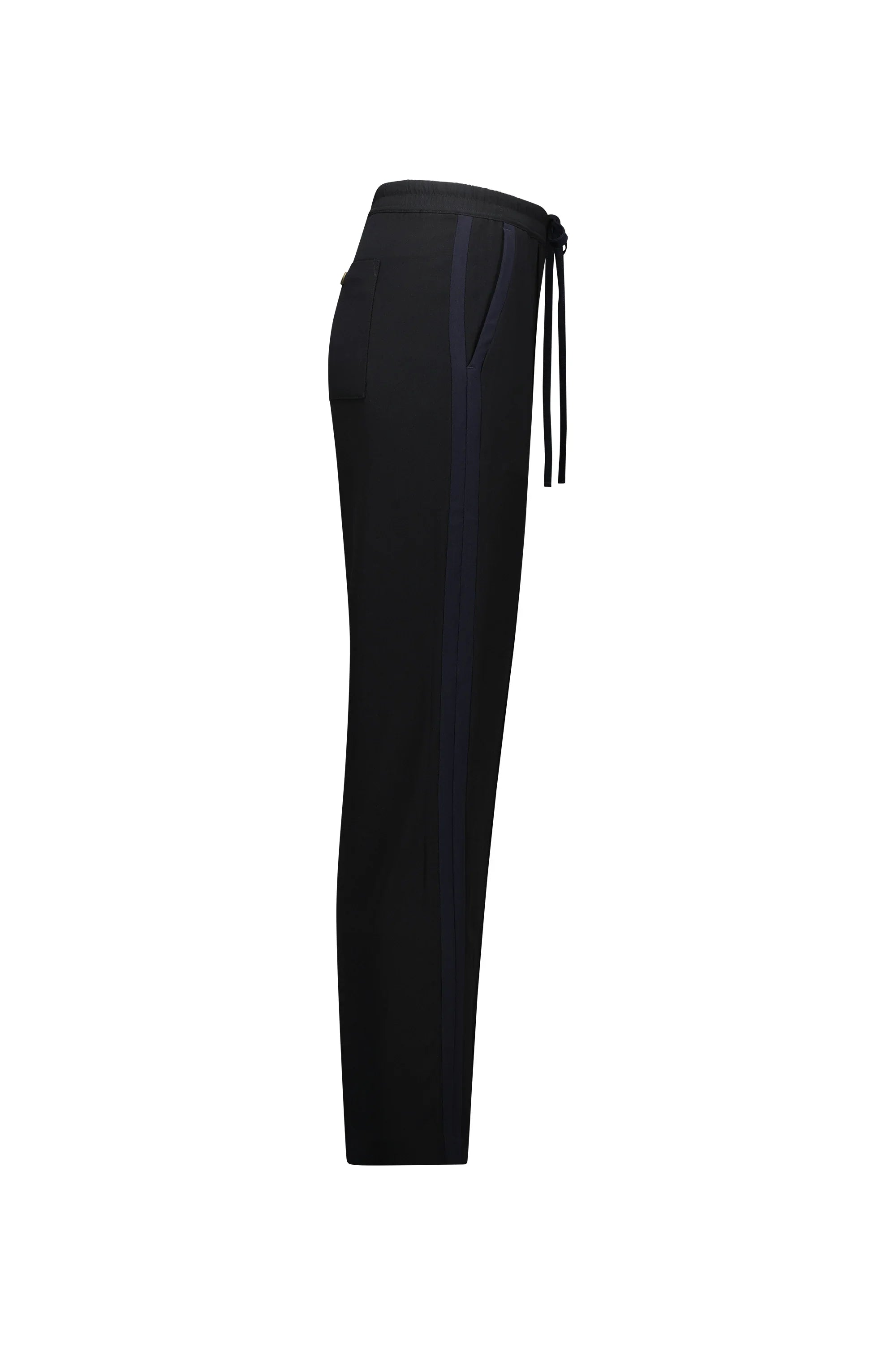 KNEWE Label women's K7060 Bowie Pant Black in Ink - close-up fabric detail