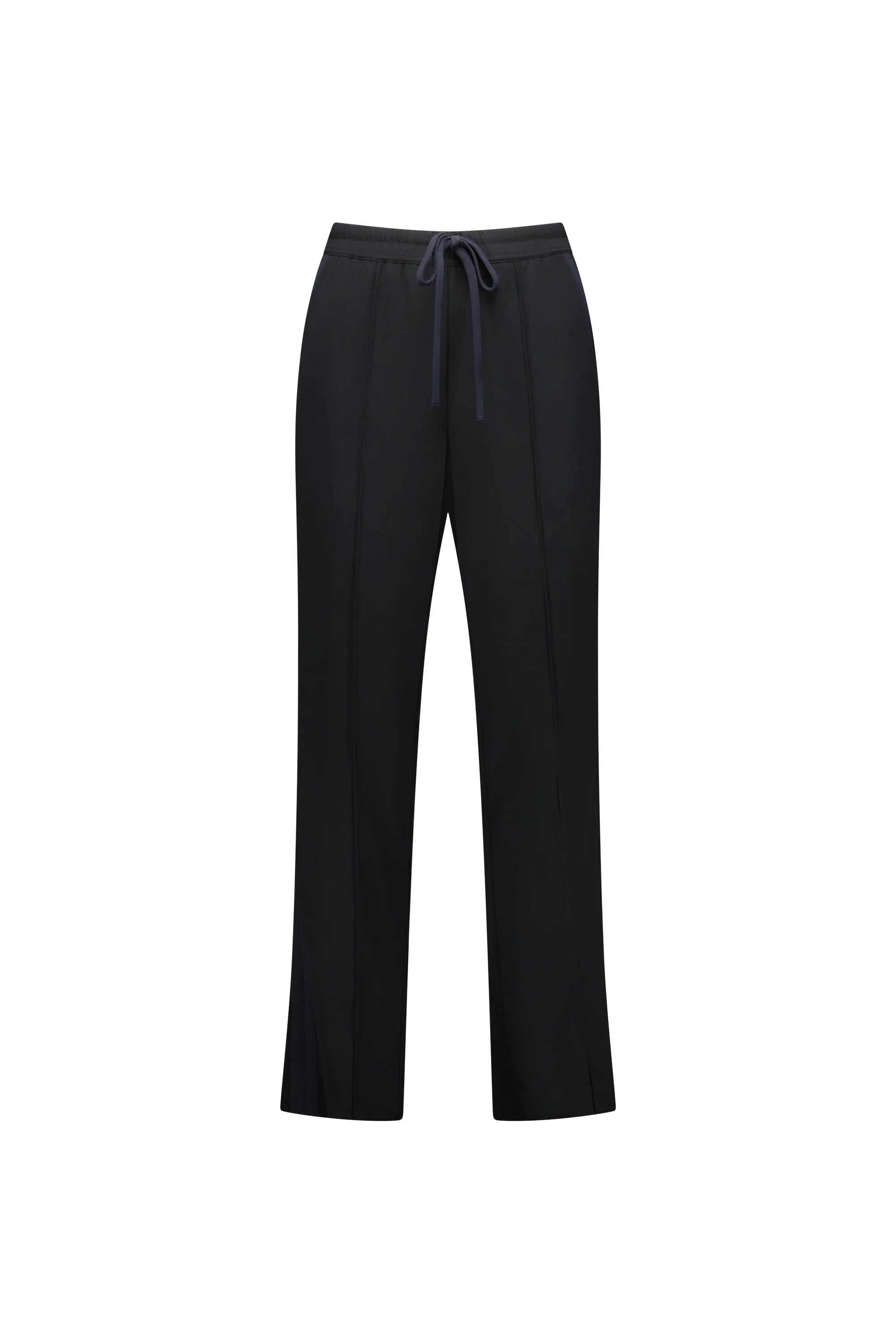 KNEWE Label women's K7060 Bowie Pant Black in Ink - close-up fabric detail
