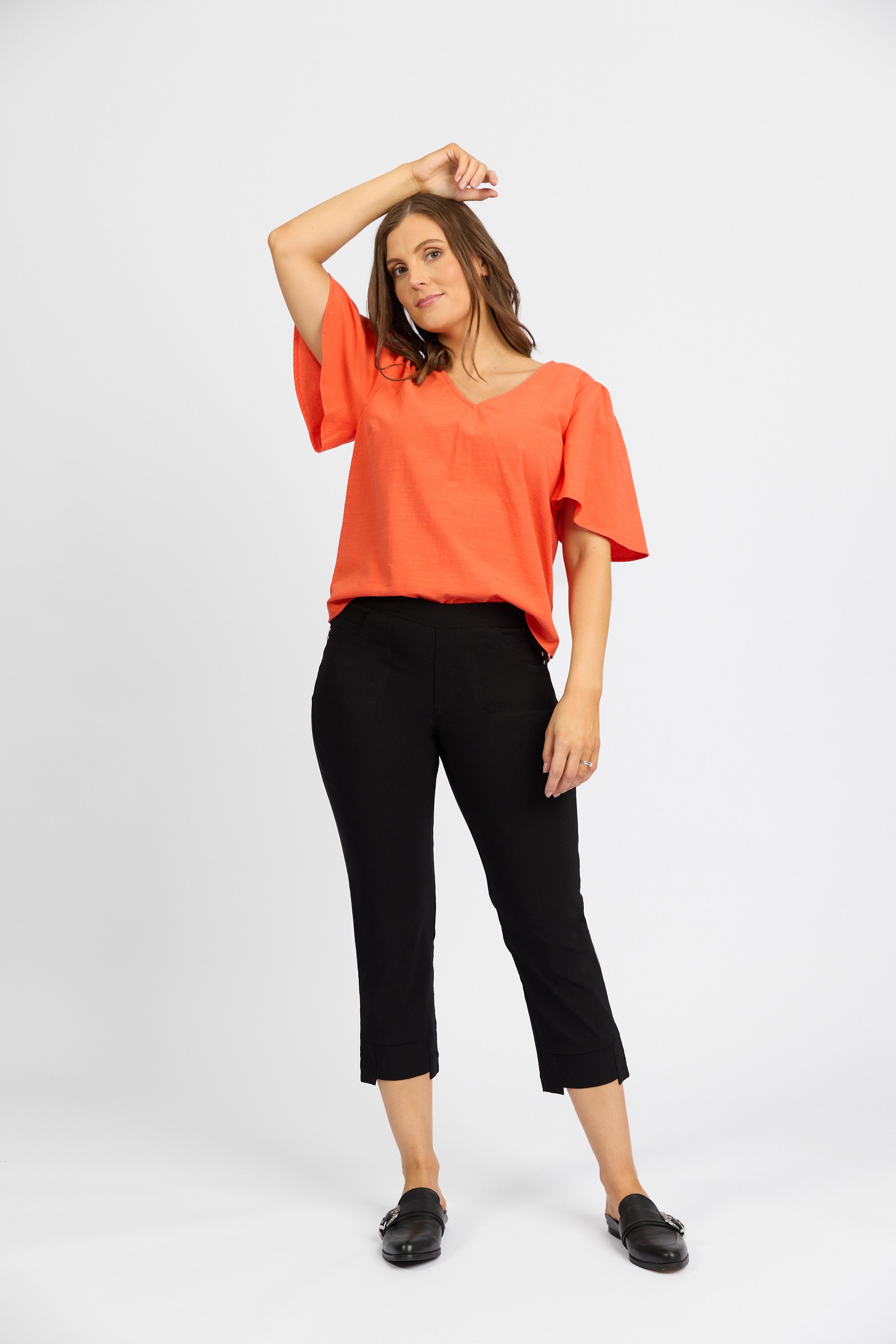 Roam Crop in Faille - Black | Macjays