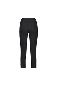 Back view of the Vassalli Paris Tour Capri - Black, slim-fit cropped pants in stretch fabric with visible stitching and two back pockets, shown on a white background.