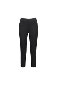 The Vassalli Paris Tour Capri - Black showcases slim-fit, ankle-length style in stretch fabric with a flat front and a sleek, pocket-free design, elegantly set against a white background.