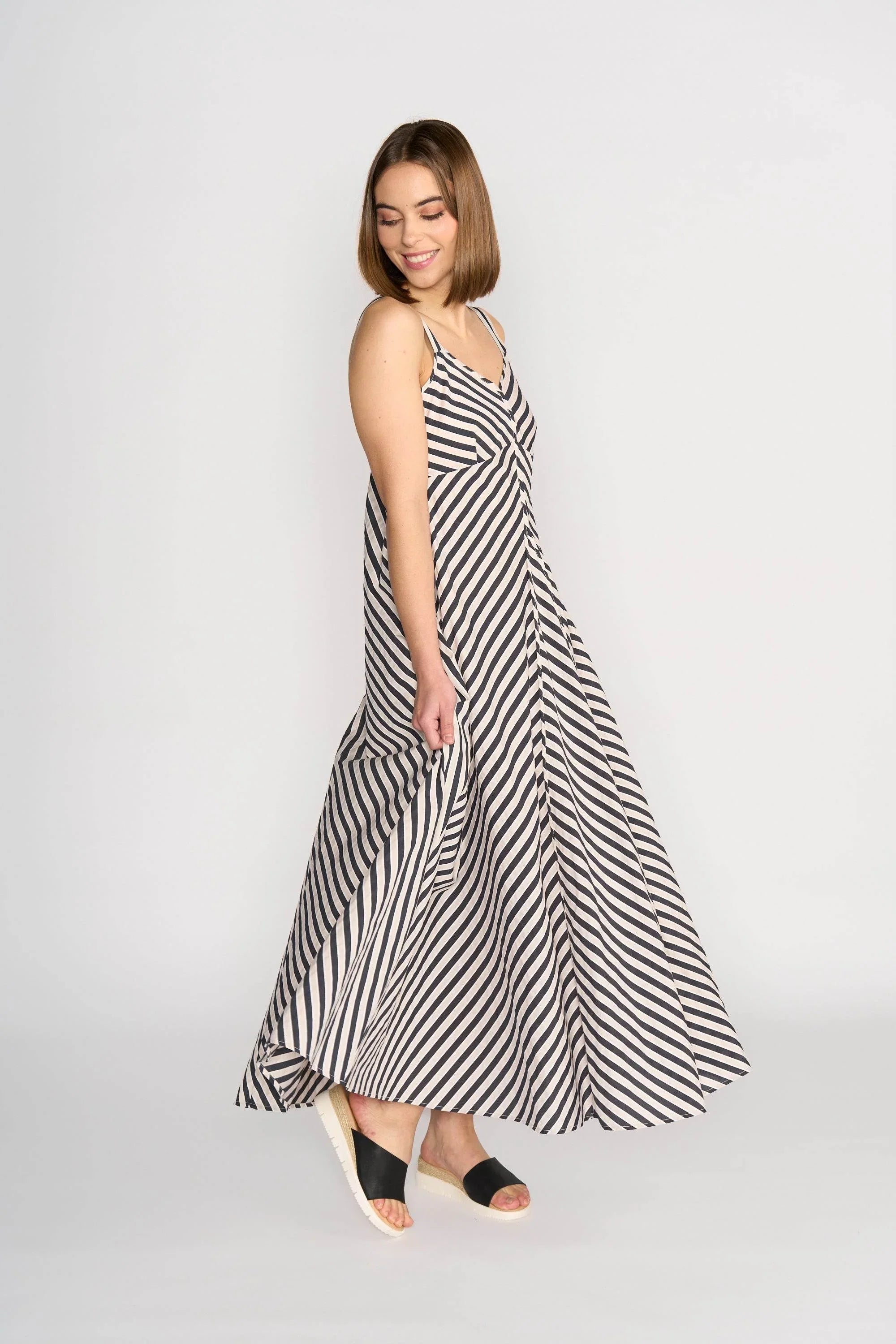 KNEWE Label women's K1067 Gala Dress Black Ecru in Stripe - close-up fabric detail