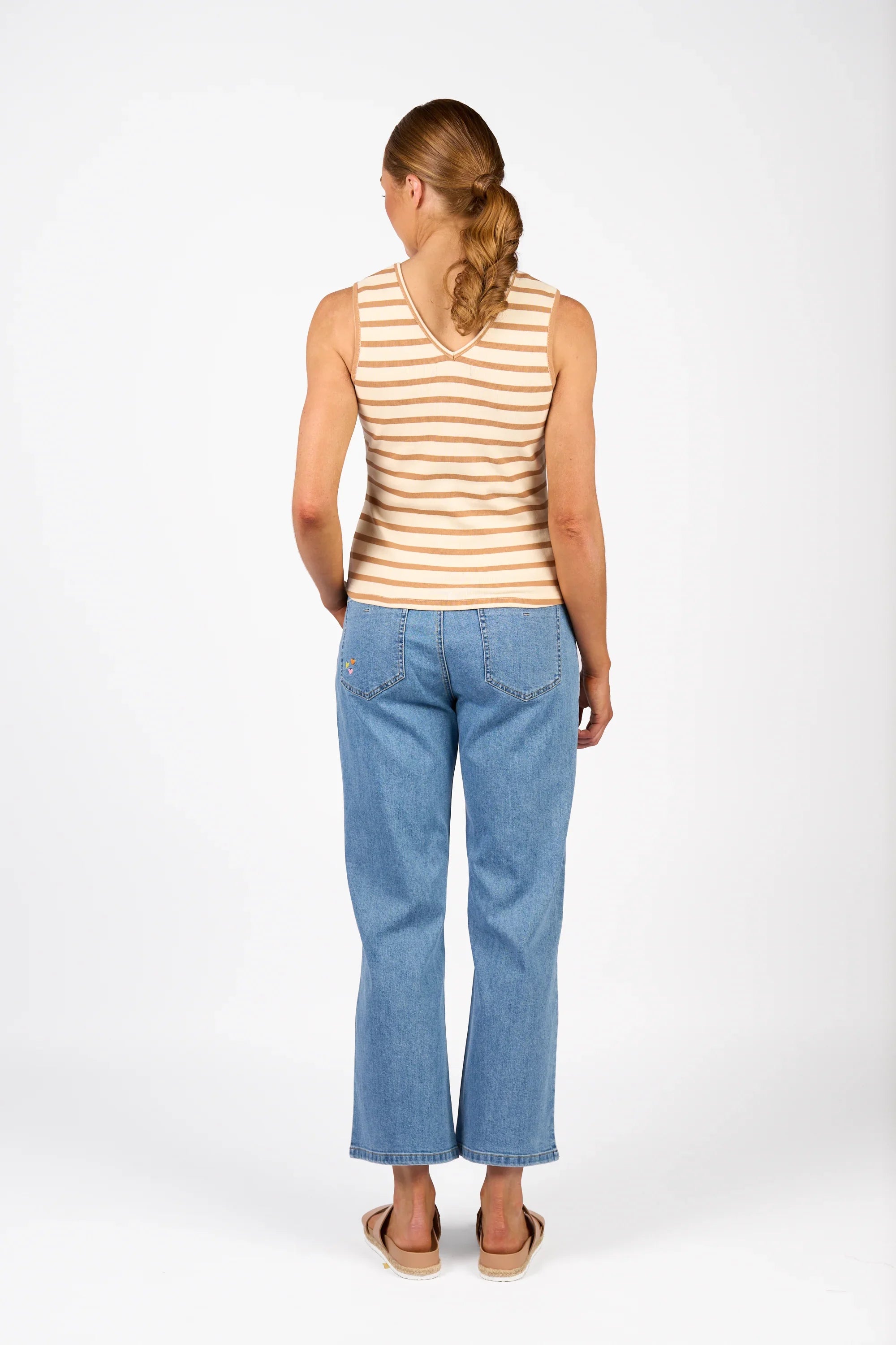 KNEWE Label women's K3060 Vista Tank Ecru Caramel in Stripe - close-up fabric detail