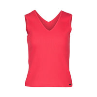 KNEWE Label women's K3060 Vista Tank in Raspberry - close-up fabric detail