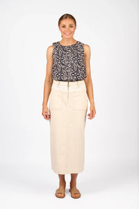 KNEWE Label women's K4038 Spin Skirt Natural in Denim - close-up fabric detail