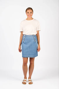 KNEWE Label women's K4039 Ridge Skirt in Malibu - close-up fabric detail