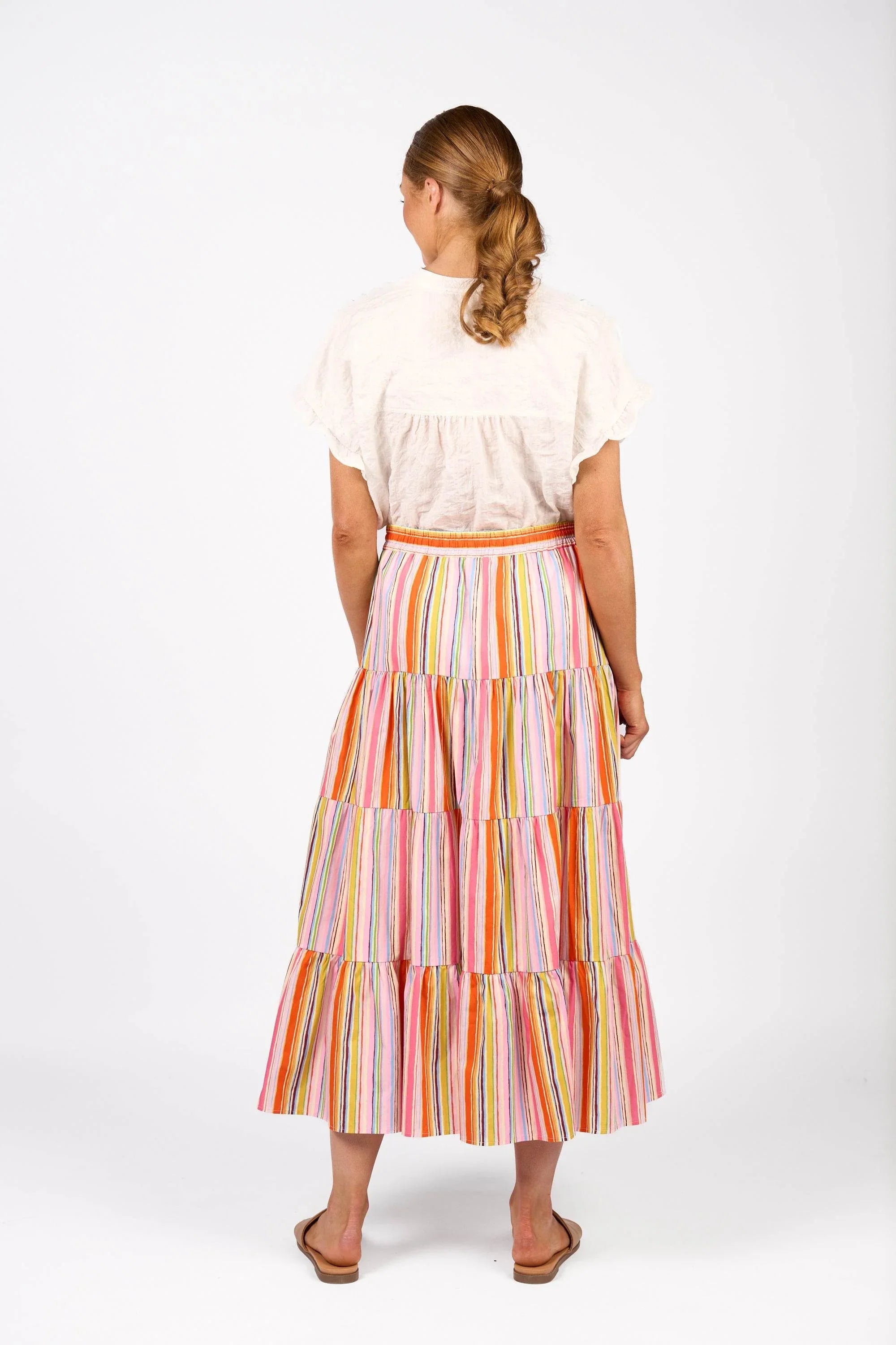KNEWE Label women's K4042 Kaia Skirt in Bonbon - close-up fabric detail