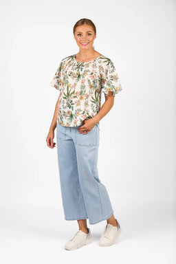 KNEWE Label women's K5083P Hazel Top in Wild - close-up fabric detail
