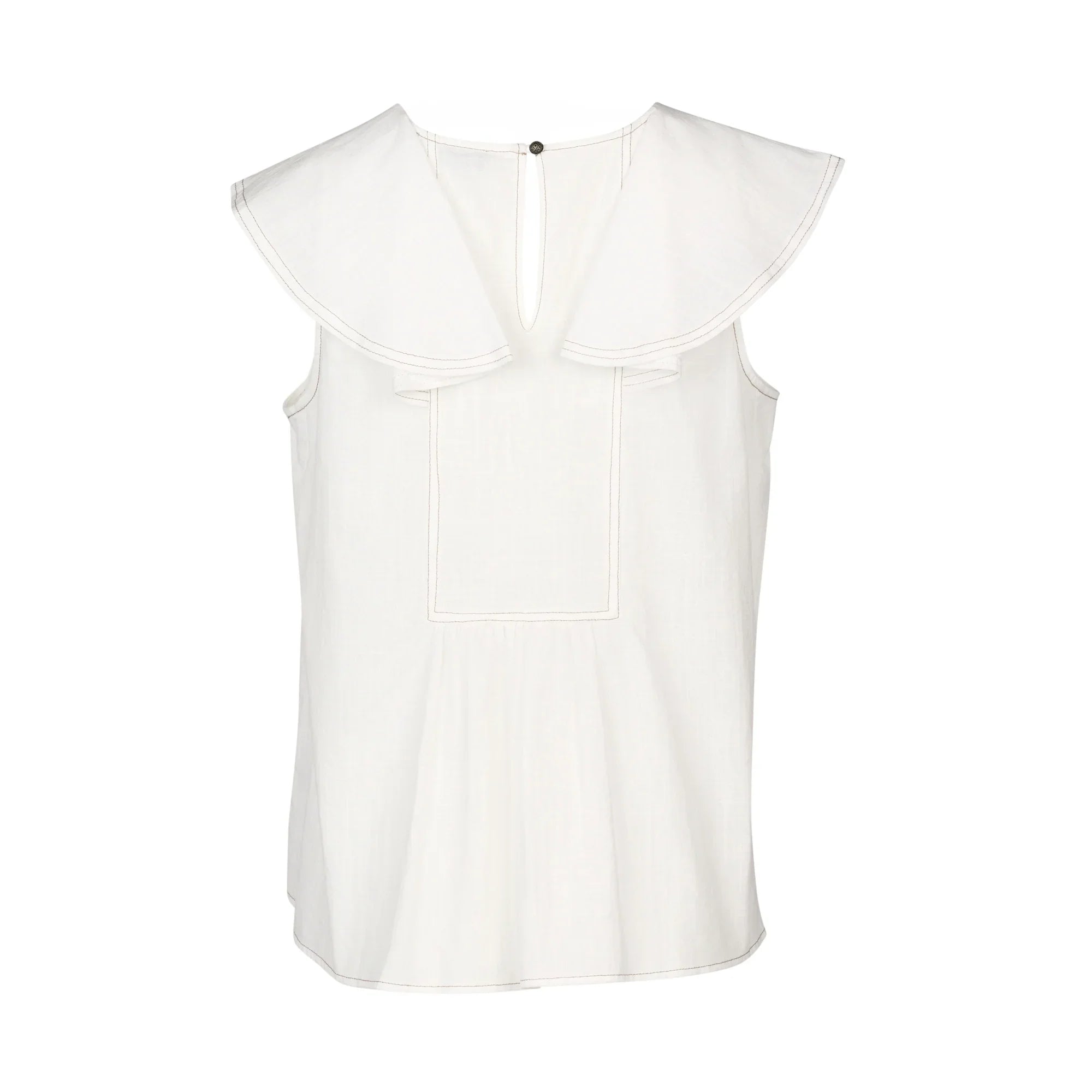 KNEWE Label women's K5095 Breeze Top Off in White - close-up fabric detail
