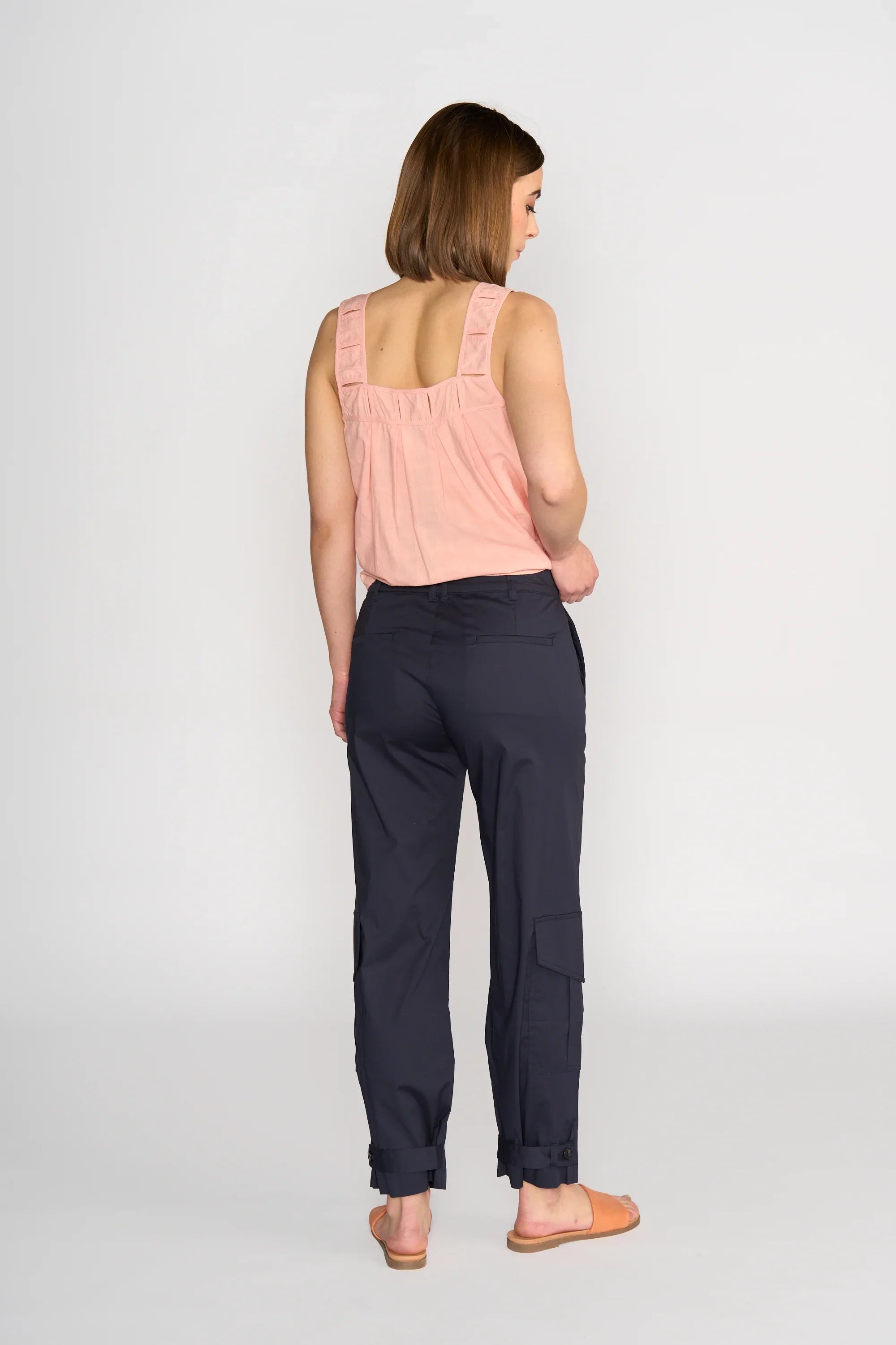 KNEWE Label women's K5096 Evolve Top Coral in Check - close-up fabric detail