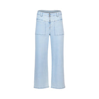 KNEWE Label women's K7105 Spin Jean Light in Wash - close-up fabric detail