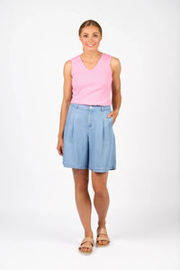 KNEWE Label women's K8014 Naomi Short Light in Blue - close-up fabric detail