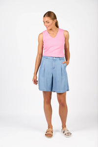 KNEWE Label women's K8014 Naomi Short Light in Blue - close-up fabric detail