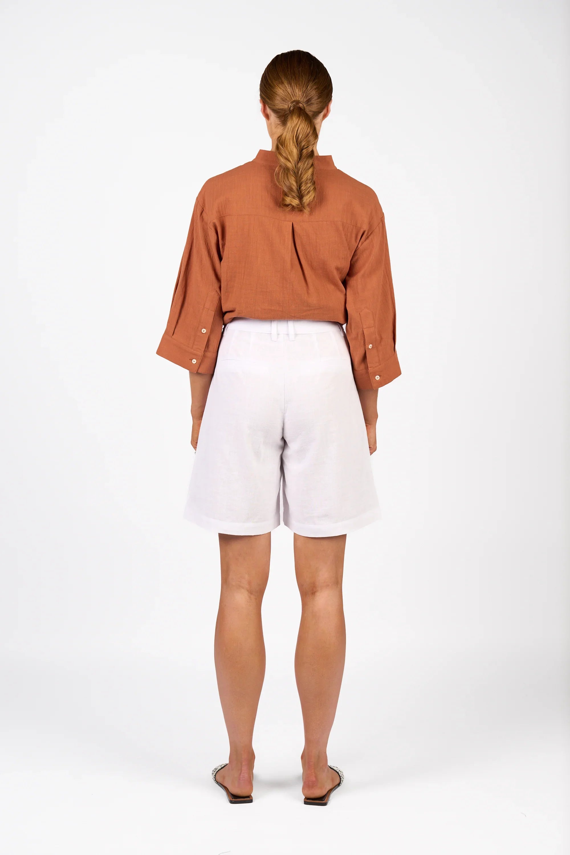 KNEWE Label women's K8015 Flynn Short in White - close-up fabric detail