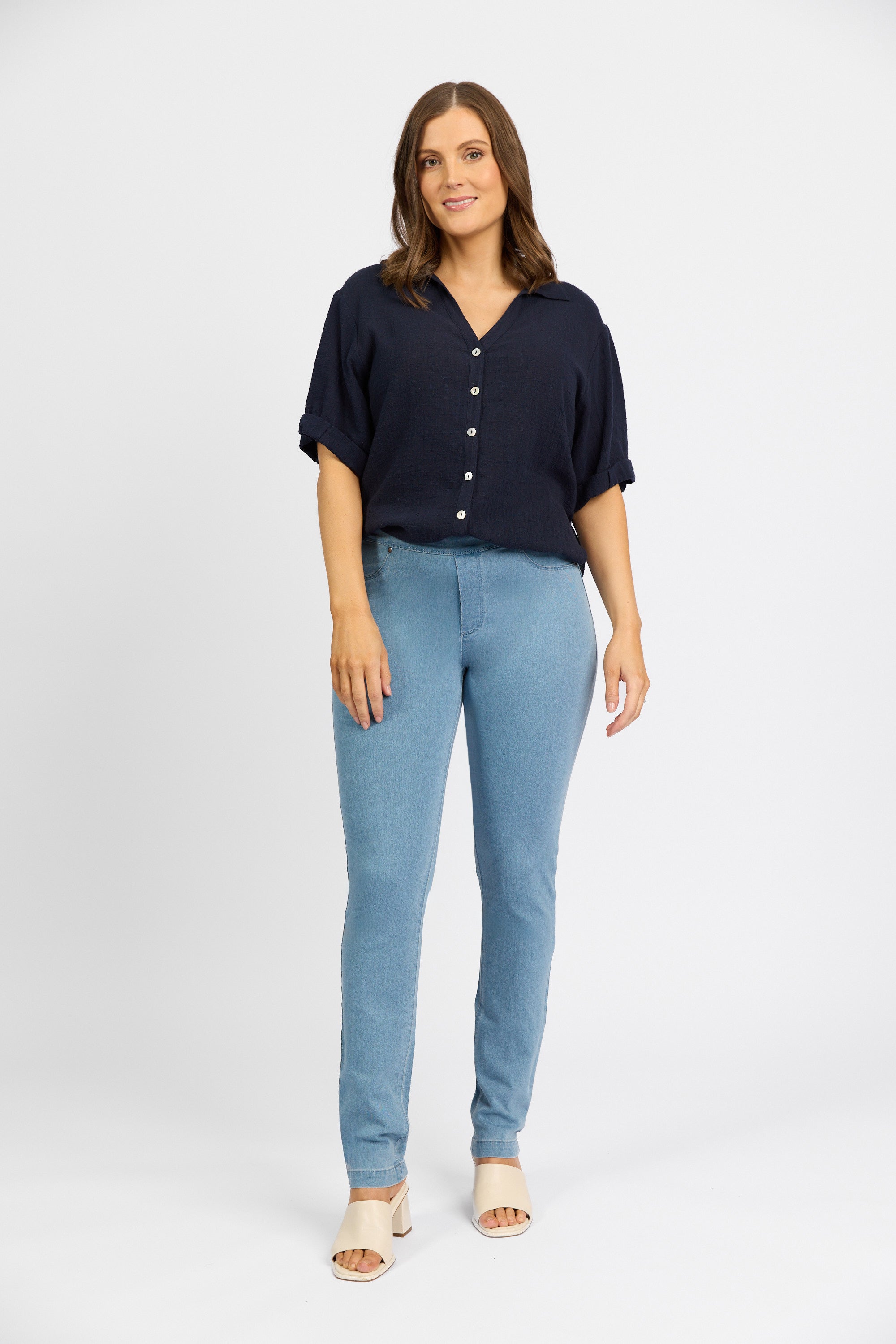 California - Stretch Denim Pull-On Jeans - Chambray Denim | Macjays