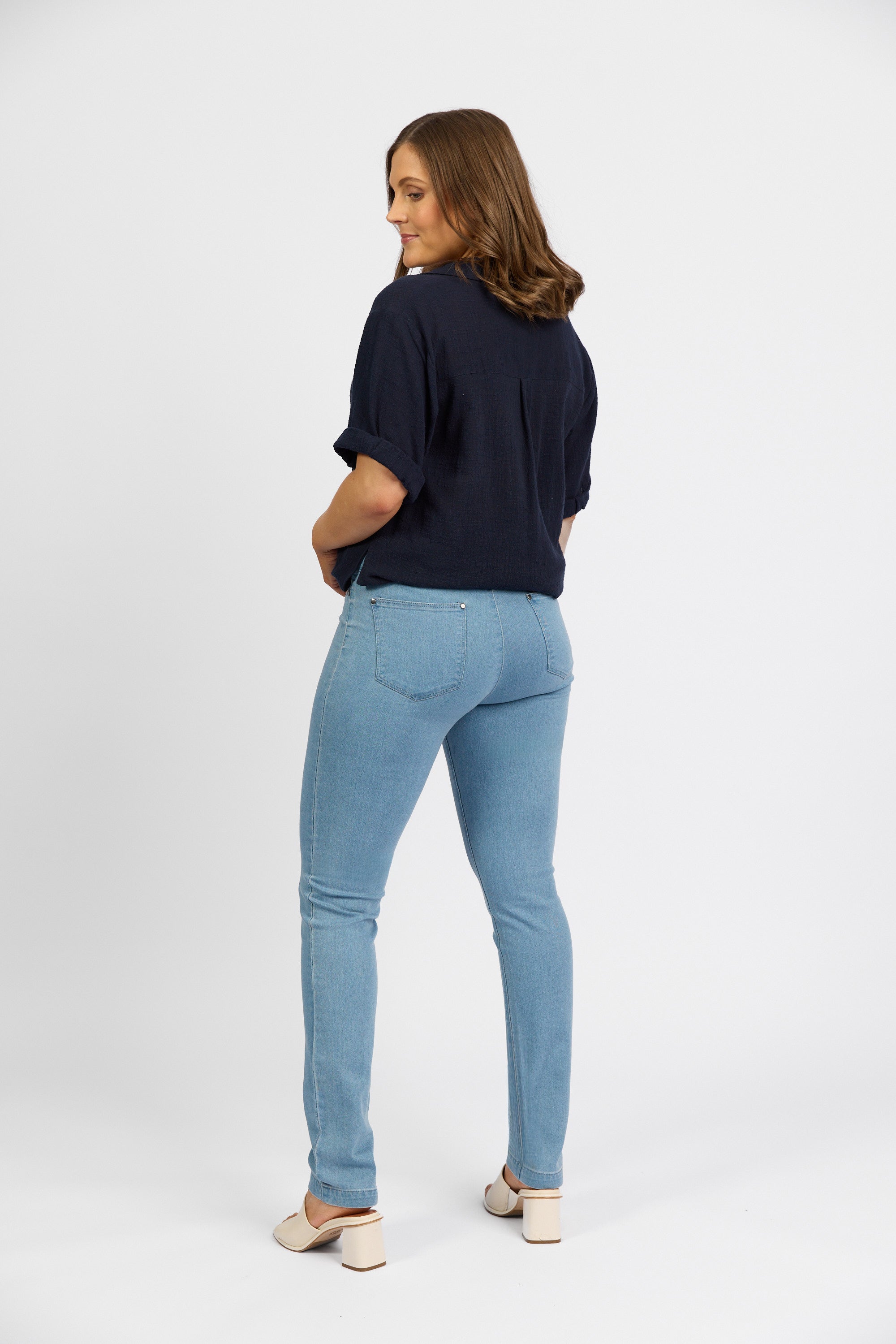 California - Stretch Denim Pull-On Jeans - Chambray Denim | Macjays