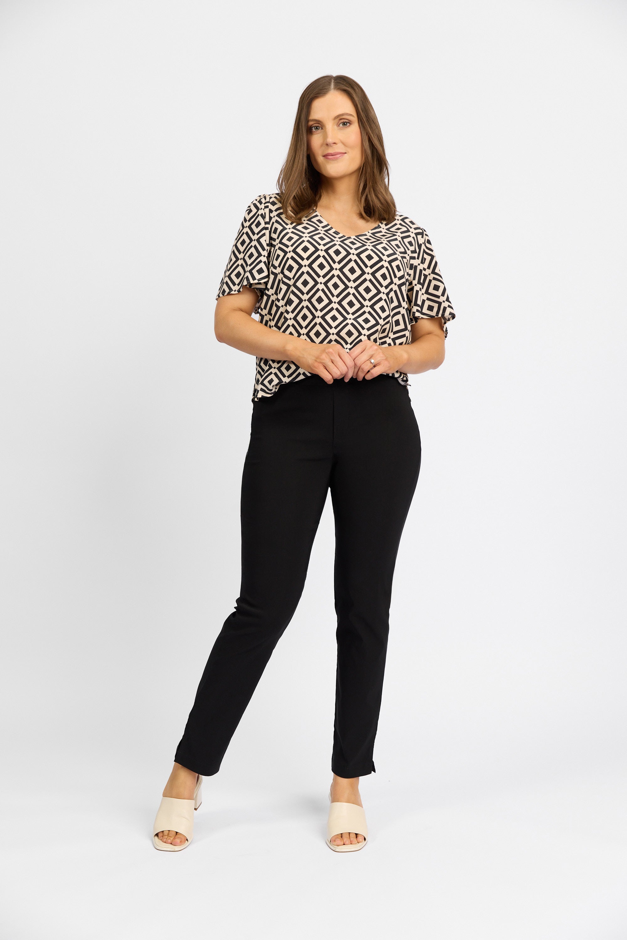 Caprice 7/8 - Black | Macjays