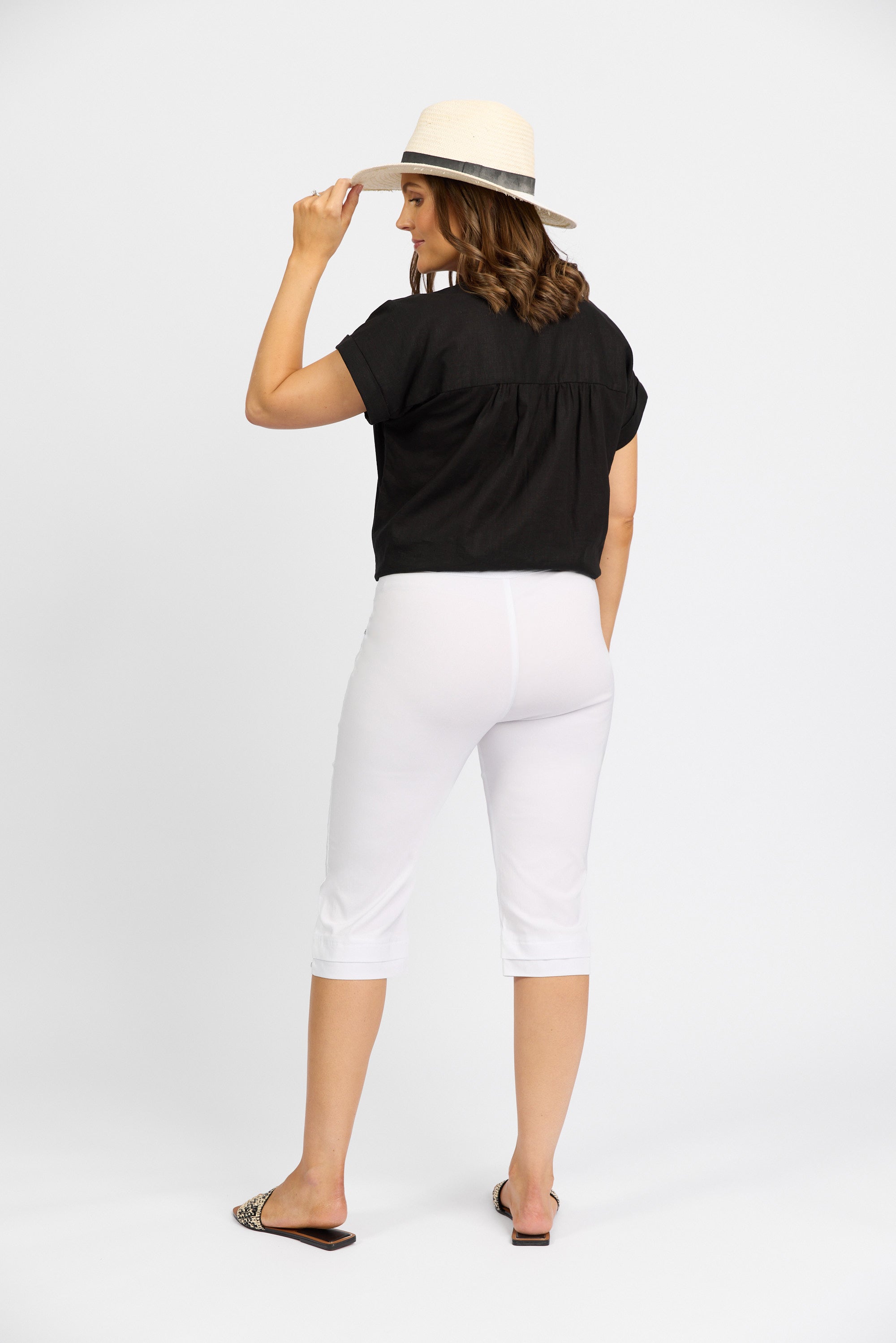 Snap Short in Faille - White | Macjays