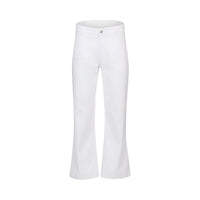 The Vassalli Daily Jean in White Denim is a high-waisted women’s pant made from stretch denim, featuring front patch pockets, button and zip closure, and a slightly flared leg. Displayed on a plain white background.